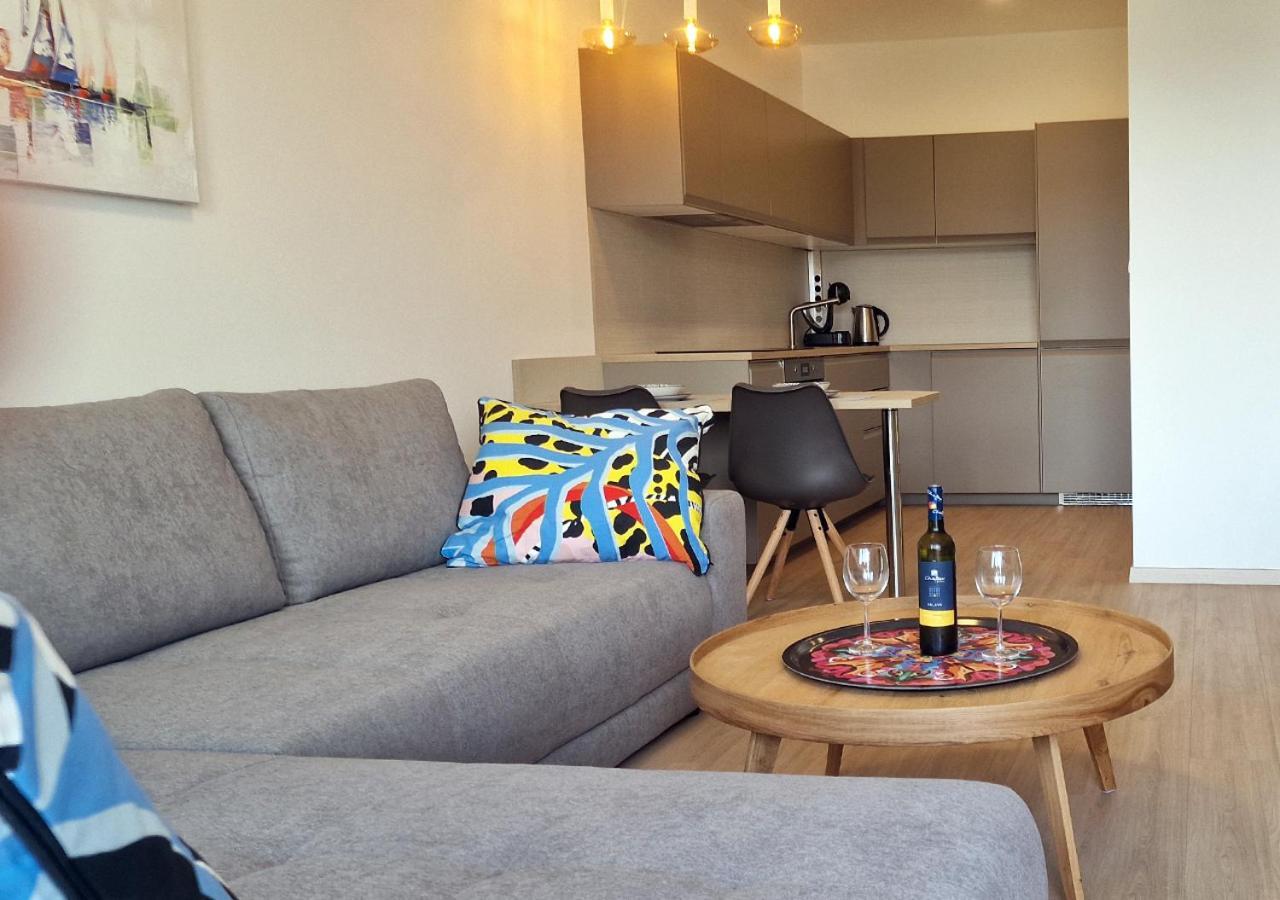 New Cozy 2 Room Pink Apartment Bratislava 059 Exteriör bild